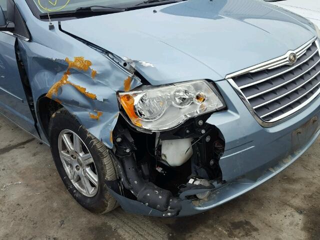 2A8HR54P08R119111 - 2008 CHRYSLER TOWN & COU BLUE photo 9