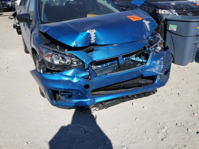 4S3GKAA67J3603870 - 2018 SUBARU IMPREZA BLUE photo 9