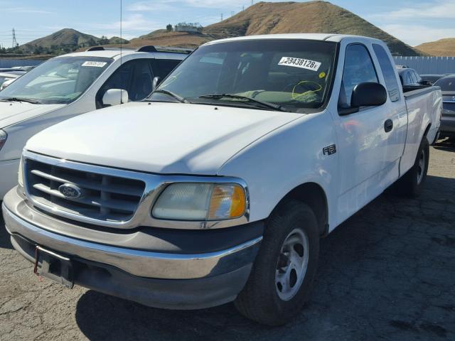 1FTRX17232NA71800 - 2002 FORD F150 WHITE photo 2