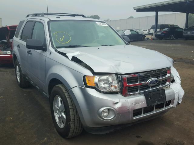 1FMCU0DG9BKB41001 - 2011 FORD ESCAPE XLT SILVER photo 1