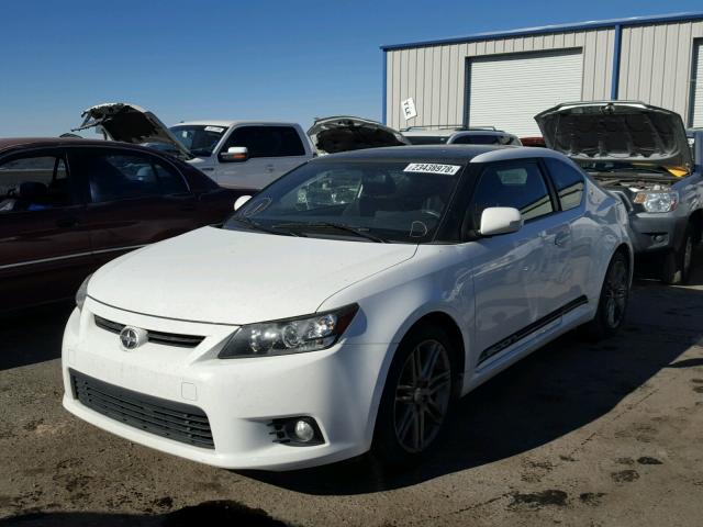 JTKJF5C72D3066068 - 2013 TOYOTA SCION TC WHITE photo 2