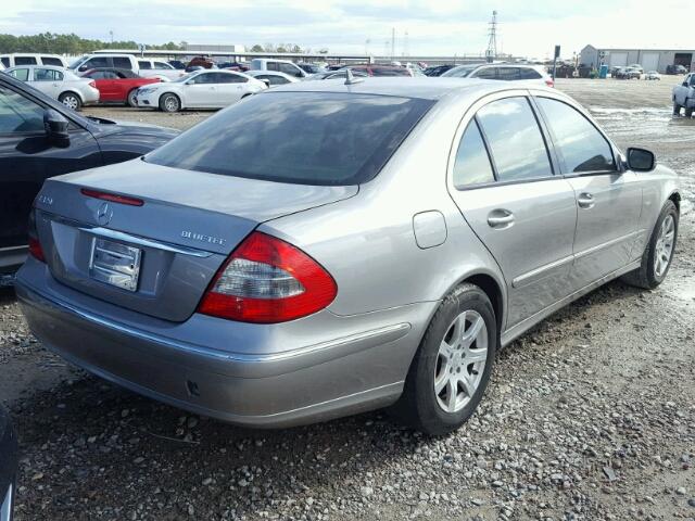 WDBUF22X89B365533 - 2009 MERCEDES-BENZ E 320 CDI GRAY photo 4