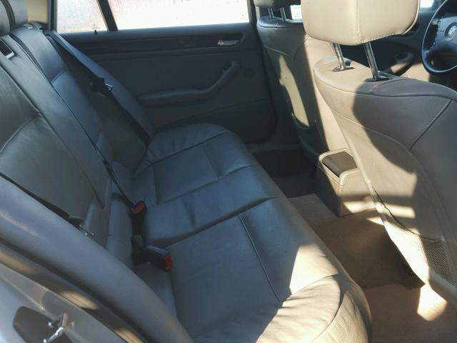 WBAAR3343YJM02351 - 2000 BMW 323 IT SILVER photo 6