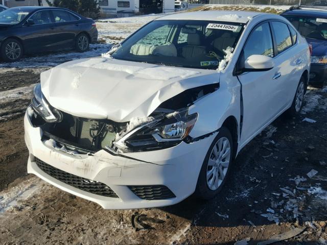 3N1AB7AP5HY390990 - 2017 NISSAN SENTRA S WHITE photo 2