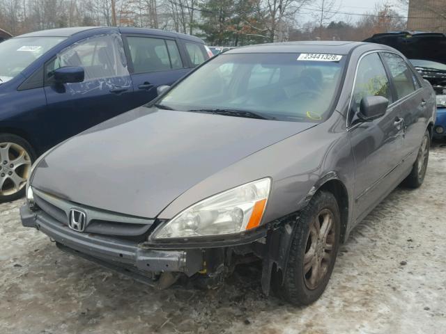 1HGCM56777A130138 - 2007 HONDA ACCORD EX GRAY photo 2