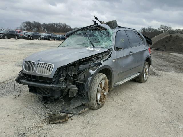 5UXFF03599LJ96000 - 2009 BMW X5 XDRIVE3 GRAY photo 2