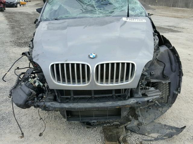 5UXFF03599LJ96000 - 2009 BMW X5 XDRIVE3 GRAY photo 7