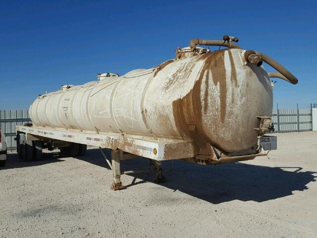 1T9TA4320B1867937 - 2011 TROX TANKER TLR WHITE photo 1