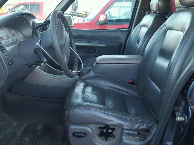1FMZU77E62UD24793 - 2002 FORD EXPLORER S BLUE photo 5