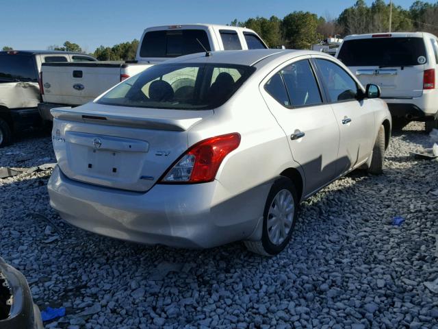 3N1CN7AP4DL866721 - 2013 NISSAN VERSA S SILVER photo 4