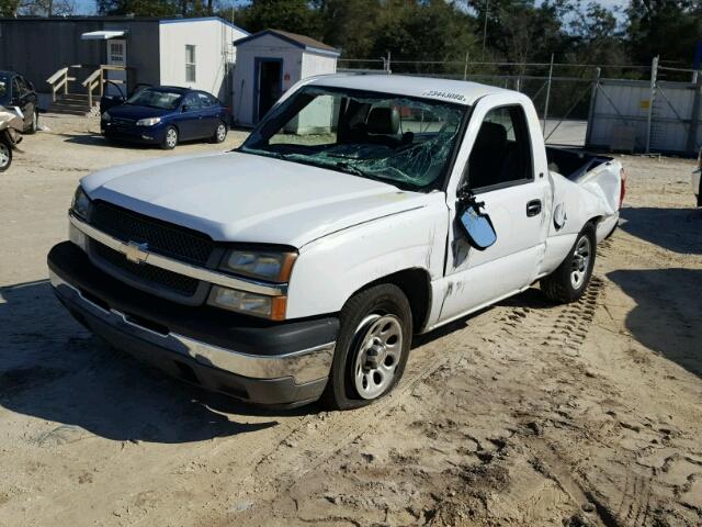 1GCEC14V75Z190682 - 2005 CHEVROLET SILVERADO WHITE photo 2