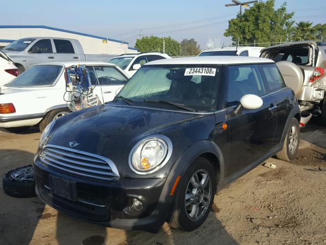 WMWSU3C57CT261454 - 2012 MINI COOPER BLACK photo 2