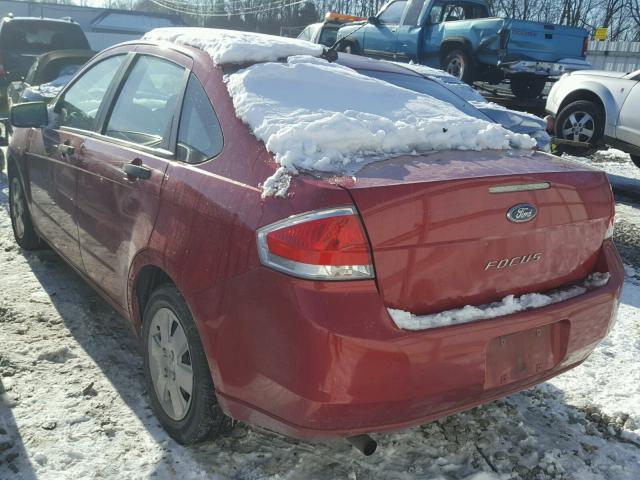 1FAHP3EN4AW133112 - 2010 FORD FOCUS S RED photo 3
