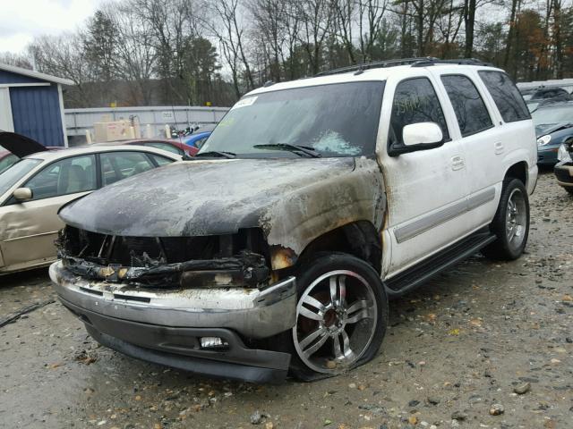 1GNEC13T65J218560 - 2005 CHEVROLET TAHOE C150 WHITE photo 2