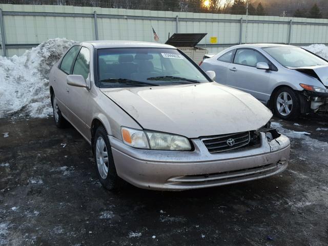 4T1BG28K71U103265 - 2001 TOYOTA CAMRY CE TAN photo 1