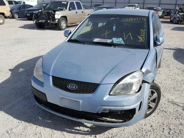 KNADE123086380009 - 2008 KIA RIO BASE GRAY photo 2