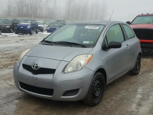 JTDJT903595239540 - 2009 TOYOTA YARIS GRAY photo 2