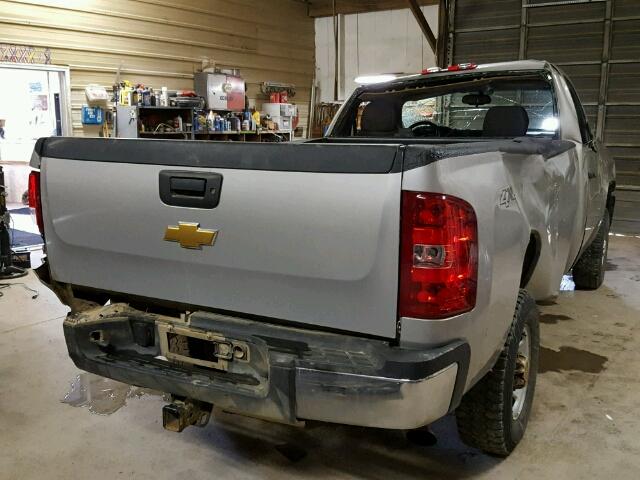 1GCHK44K29E123590 - 2009 CHEVROLET SILVERADO SILVER photo 4