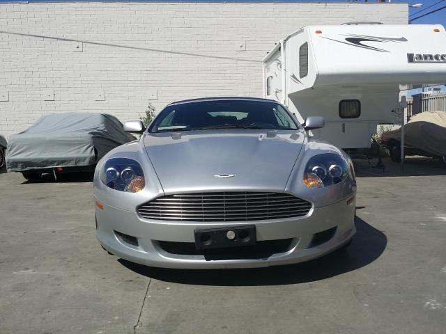 SCFAD02A76GB06061 - 2006 ASTON MARTIN DB9 VOLANT SILVER photo 2