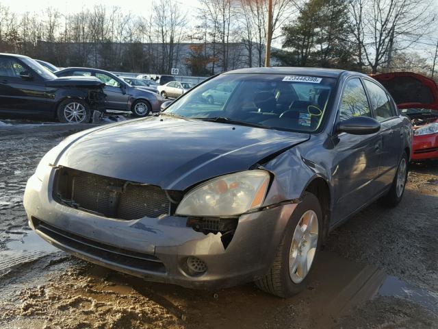 1N4AL11D24C186976 - 2004 NISSAN ALTIMA BAS GRAY photo 2