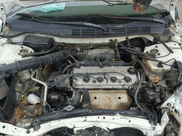 1HGCG5647XA118696 - 1999 HONDA ACCORD LX WHITE photo 7