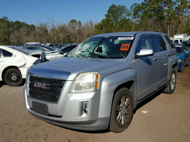 2CTALBEWXA6238469 - 2010 GMC TERRAIN SL SILVER photo 2