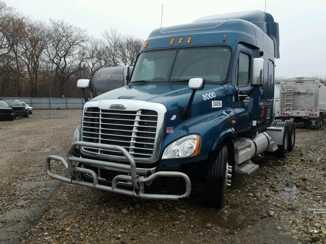 1FUJGLBG59LAM4093 - 2009 FREIGHTLINER CASCADIA 1 BLUE photo 2