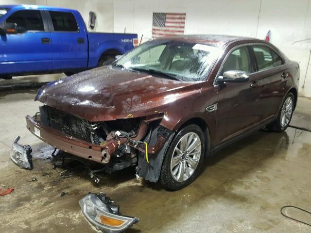 1FAHP2FW5AG163375 - 2010 FORD TAURUS LIM BURGUNDY photo 2