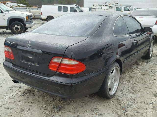 WDBLJ65G5XF111796 - 1999 MERCEDES-BENZ CLK 320 BLACK photo 4