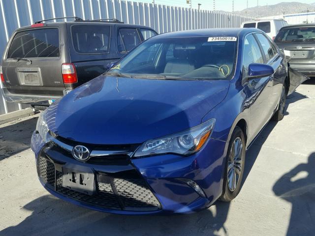 4T1BF1FK6FU911291 - 2015 TOYOTA CAMRY LE BLUE photo 2