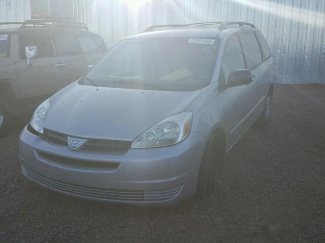 5TDZA23CX5S375162 - 2005 TOYOTA SIENNA CE GRAY photo 2