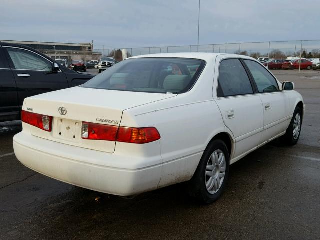 4T1BG22K81U843643 - 2001 TOYOTA CAMRY CE WHITE photo 4