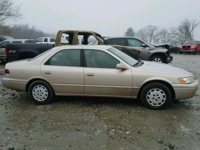 4T1BG22K5XU451003 - 1999 TOYOTA CAMRY CE TAN photo 9