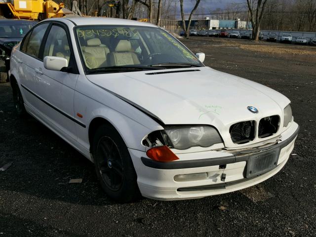 WBAAM3342YFP79318 - 2000 BMW 323 I WHITE photo 1