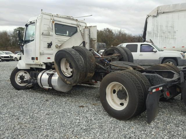 4V4NC9TG45N375608 - 2005 VOLVO VN VNL WHITE photo 3