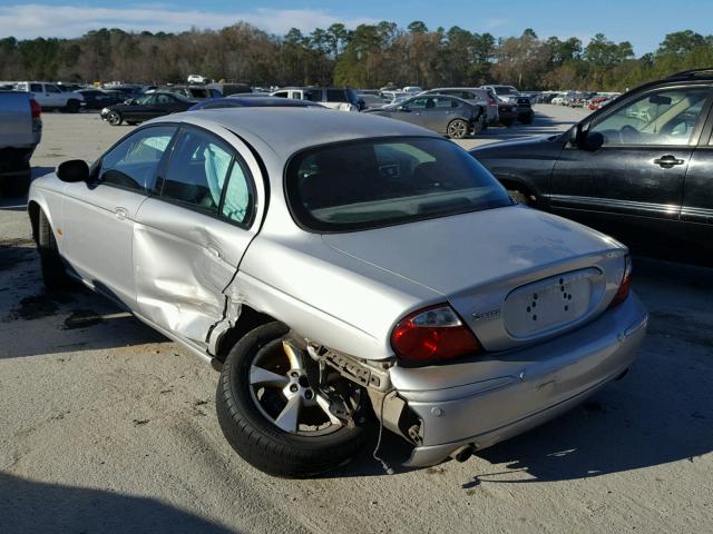 SAJEA03T13FM68444 - 2003 JAGUAR S-TYPE SPO SILVER photo 3