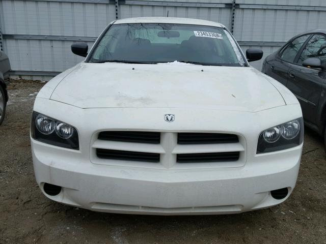 2B3KA43G48H310389 - 2008 DODGE CHARGER WHITE photo 9