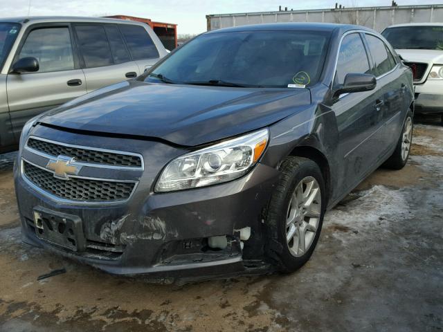 1G11C5SA4DF138618 - 2013 CHEVROLET MALIBU 1LT GRAY photo 2