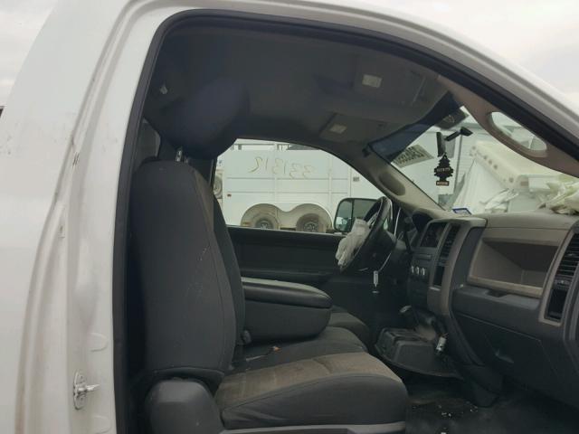 3D73M4EL8BG565256 - 2011 DODGE RAM 3500 WHITE photo 5