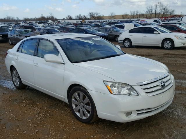 4T1BK36B15U043500 - 2005 TOYOTA AVALON XL WHITE photo 1