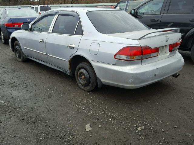 1HGCG66531A143665 - 2001 HONDA ACCORD LX SILVER photo 3