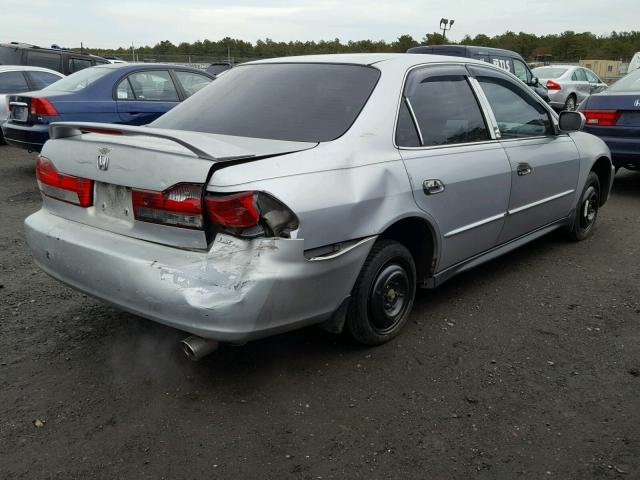 1HGCG66531A143665 - 2001 HONDA ACCORD LX SILVER photo 4