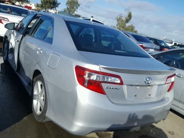 4T1BF1FK3EU373891 - 2014 TOYOTA CAMRY L SILVER photo 3