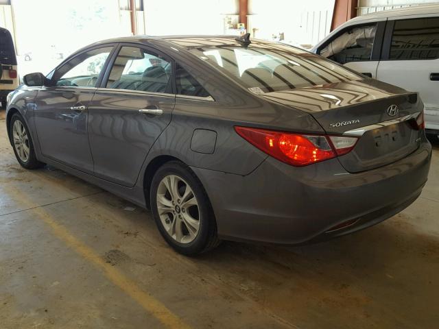 5NPEC4ACXBH080586 - 2011 HYUNDAI SONATA SE GRAY photo 3