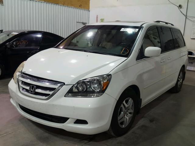 5FNRL38776B081235 - 2006 HONDA ODYSSEY EX WHITE photo 2