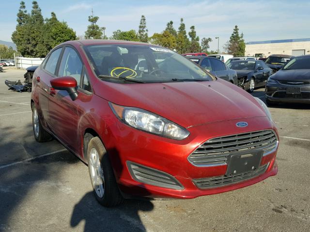 3FADP4BJ4HM113037 - 2017 FORD FIESTA SE RED photo 1