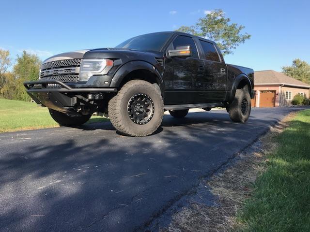 1FTFW1R60DFA10035 - 2013 FORD F150 SVT R BLACK photo 2