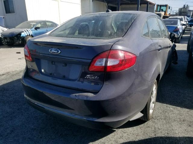 3FADP4BJ9DM205108 - 2013 FORD FIESTA SE GRAY photo 4