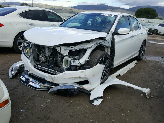 1HGCR2F52GA180542 - 2016 HONDA ACCORD SPO WHITE photo 2