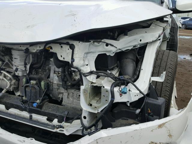 1HGCR2F52GA180542 - 2016 HONDA ACCORD SPO WHITE photo 9